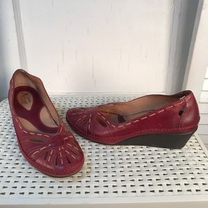Clarks Artisan red leather wedges sz 7.5